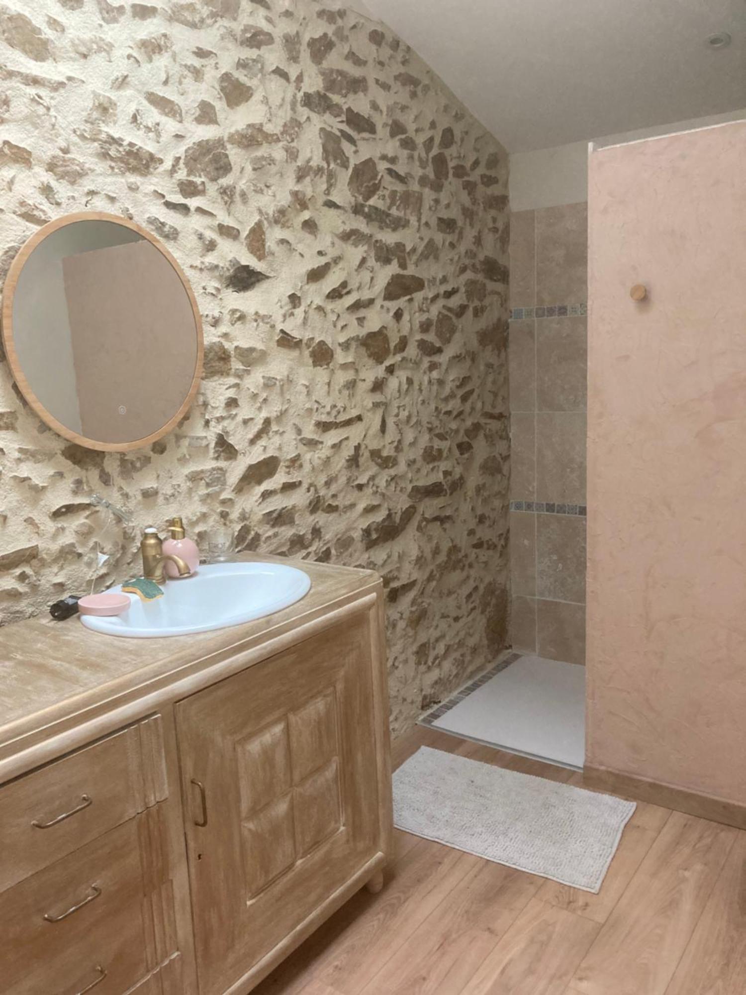 Premier Etage D Une Jolie Maison A La Campagne Montravers Bagian luar foto